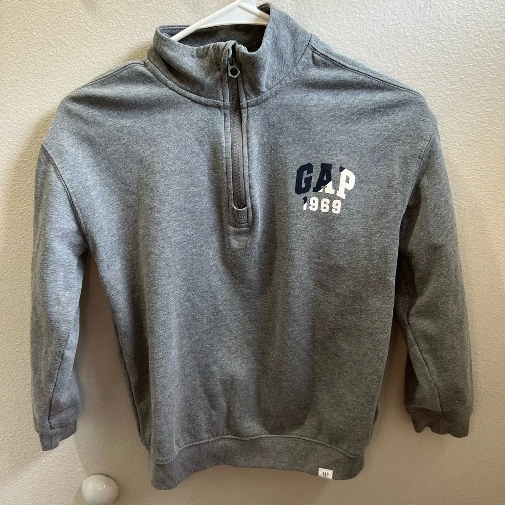 Boys Gap grey‎ quarter zip up sweater size M